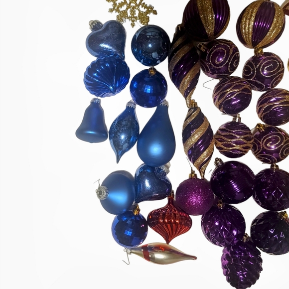 Christmas Tree Ornaments - Picture 4 of 8